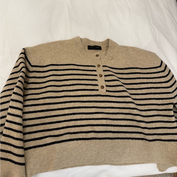 Zara Striped Beige and Black womens Sweater - Picture 1 of 2